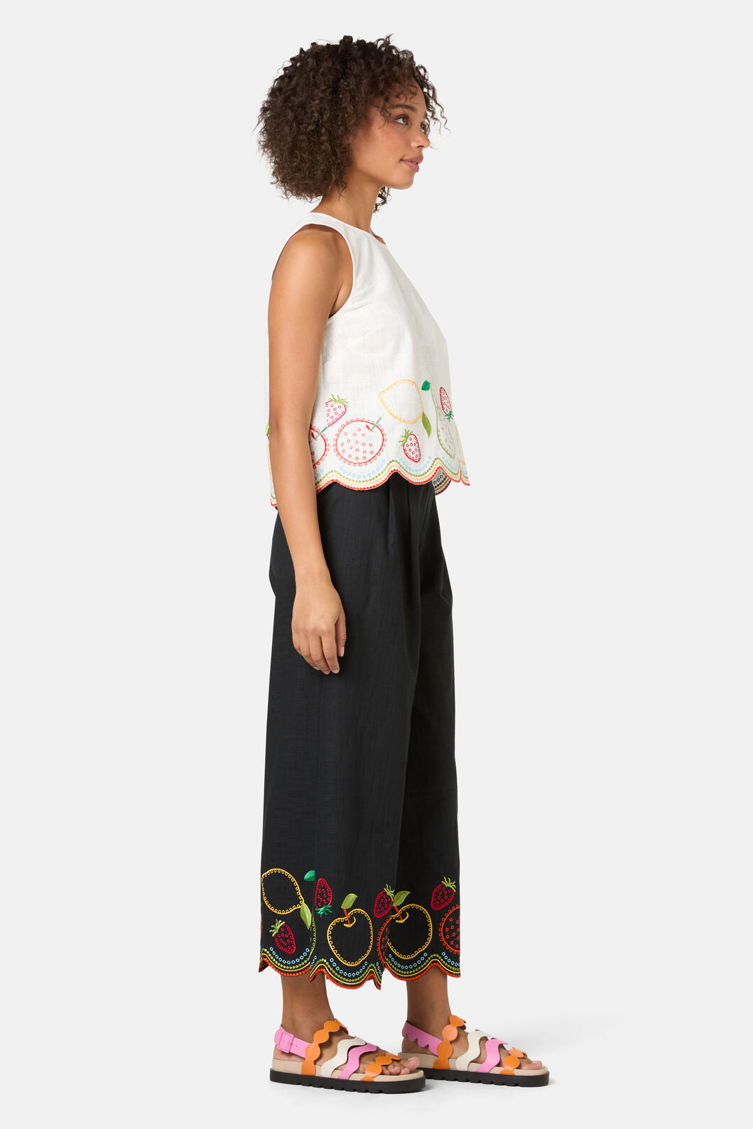 Gorman NZ - Fruity AnglaiseEmbroideredTank - white