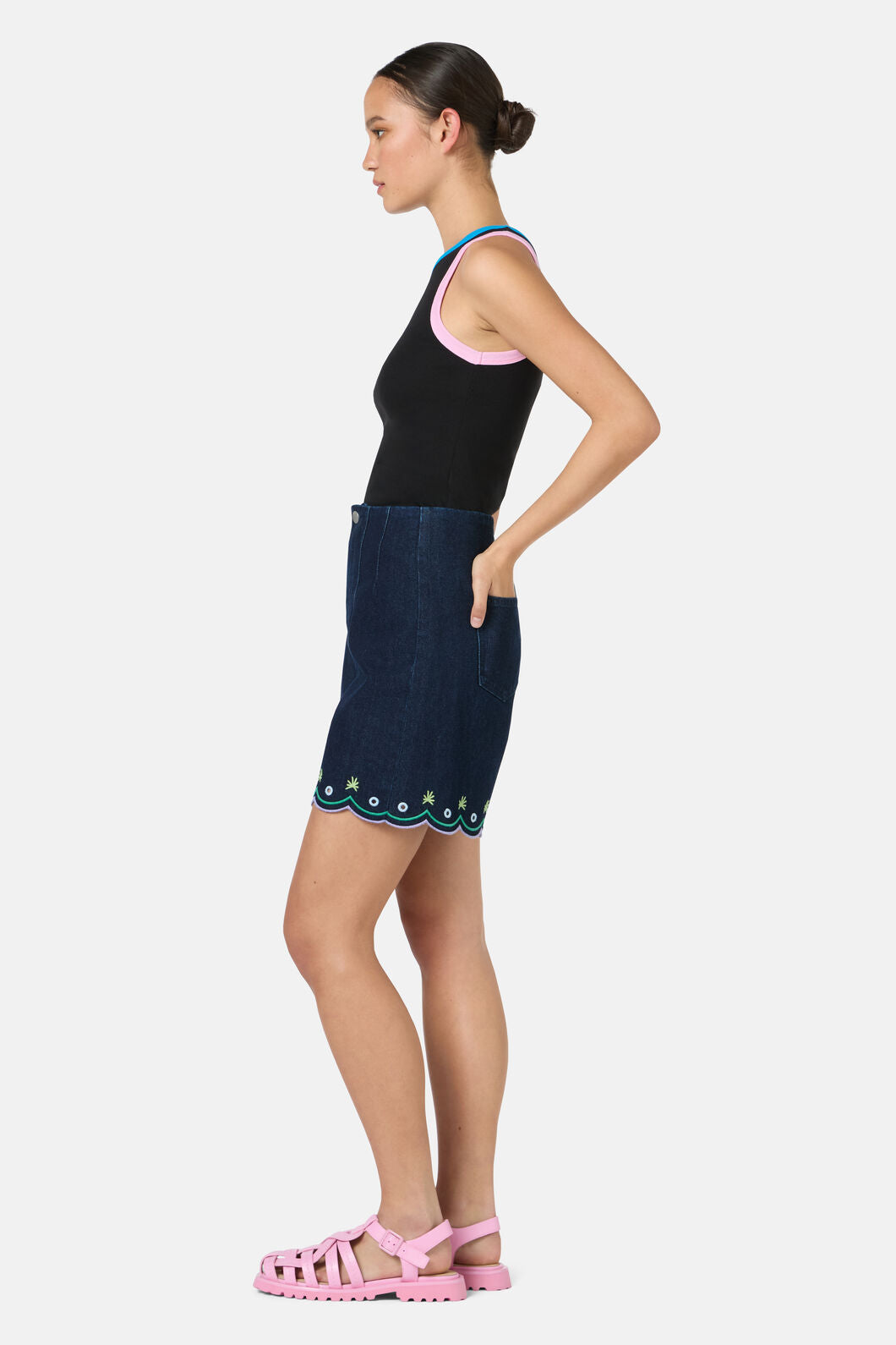 Gorman NZ - Chloe Contrast Tank - black