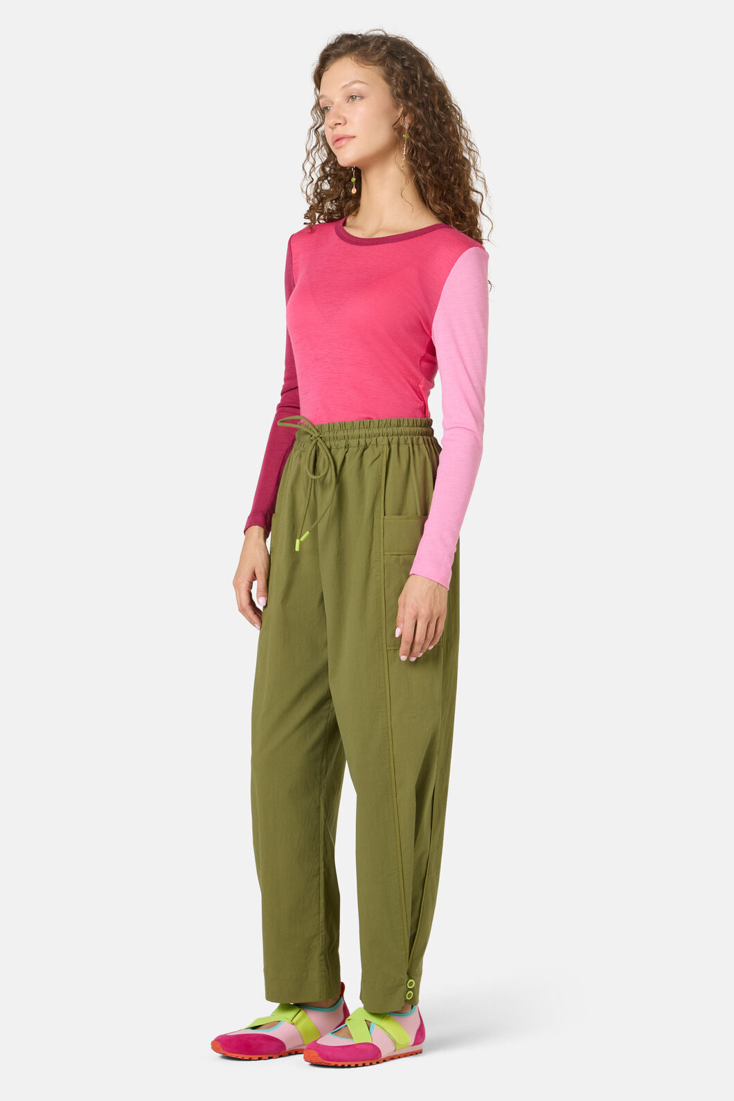 Gorman NZ - Cargo Crinkle Hybrid Pant - khaki