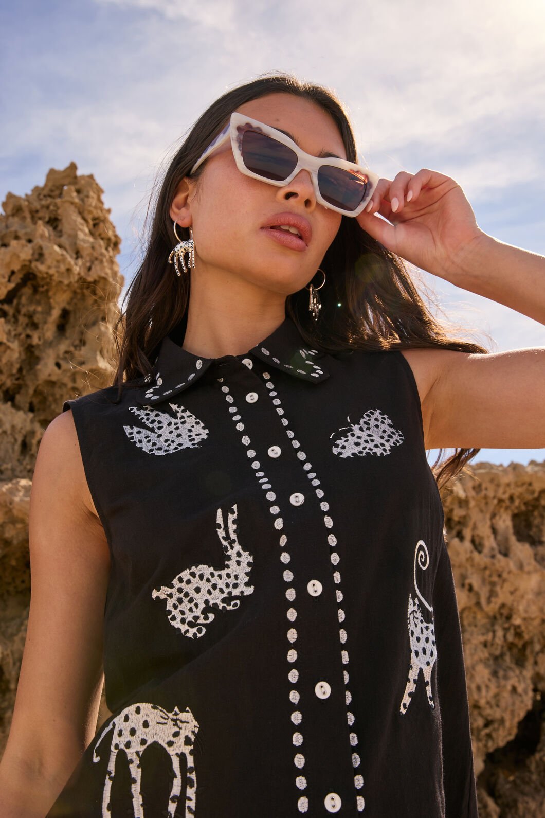 Gorman NZ - Right Meow Embroidered Shirt - black