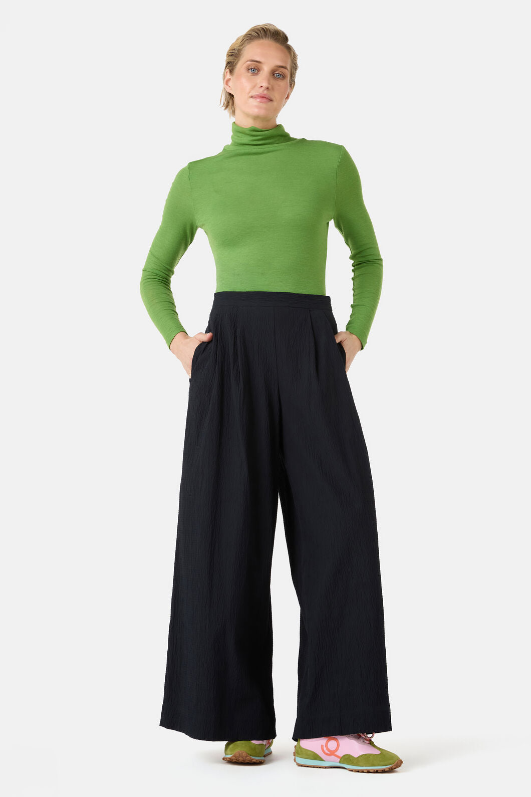 Gorman NZ - Calliope Seersucker Skort - black