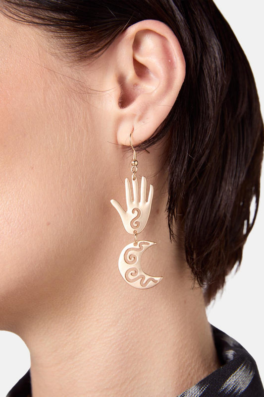 Gorman NZ - Talk To The Hand Earring - gold