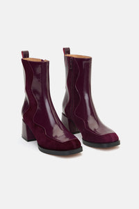 Gorman NZ - Wavelength Boot Wine - wine