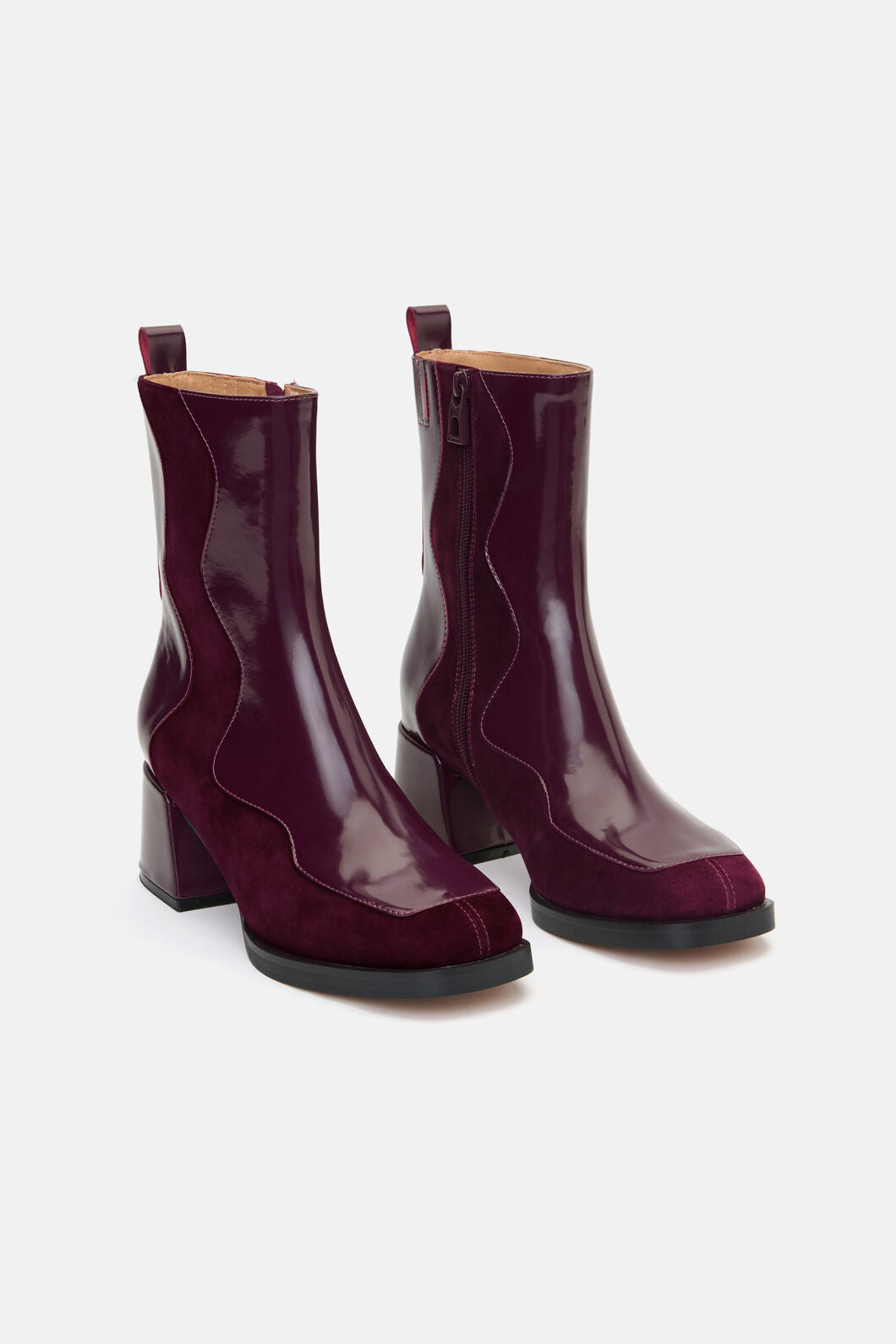 Gorman NZ - Wavelength Boot Wine - wine