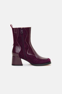 Gorman NZ - Wavelength Boot Wine - wine