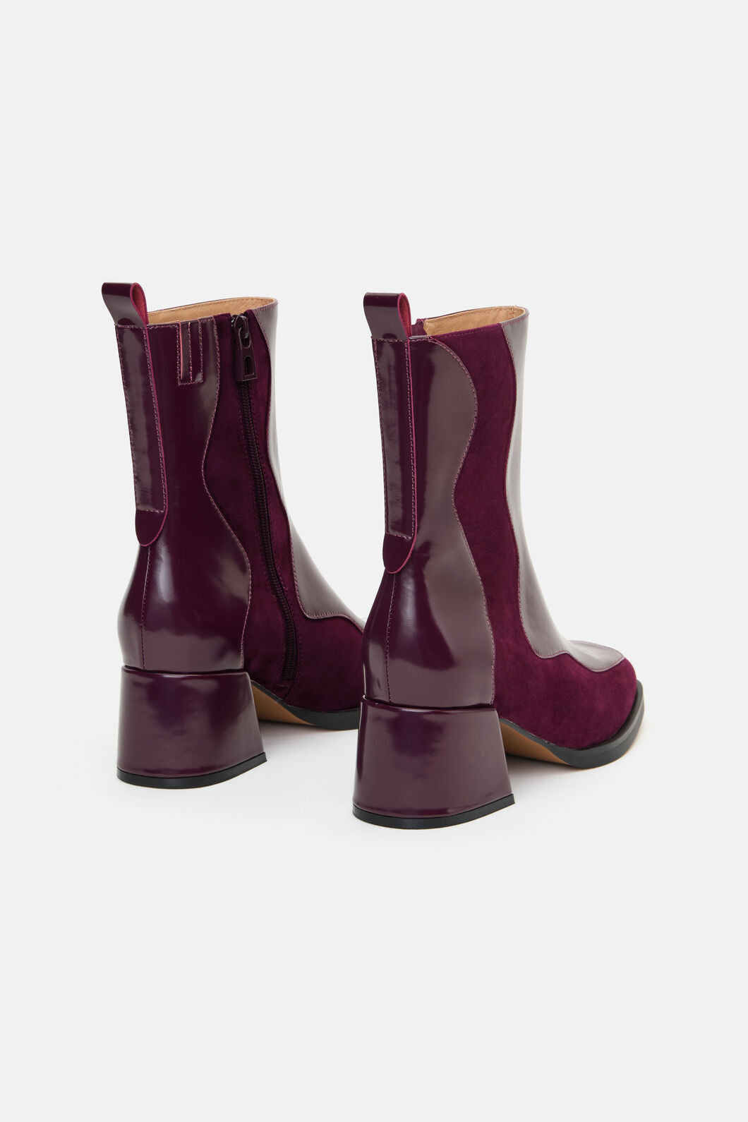 Gorman NZ - Wavelength Boot Wine - wine