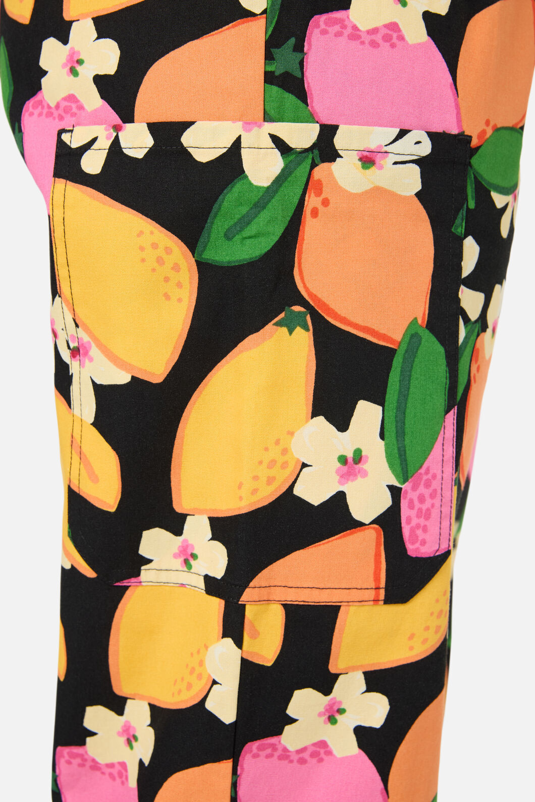 Gorman NZ - Lemons scrub set - black